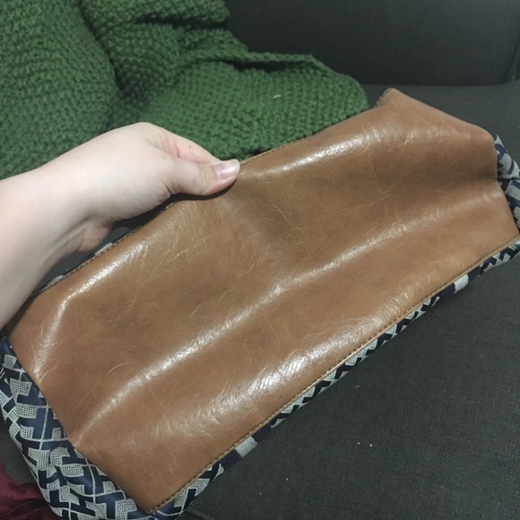 • vintage t.hilfiger classic tote • - Picture 3 of 8